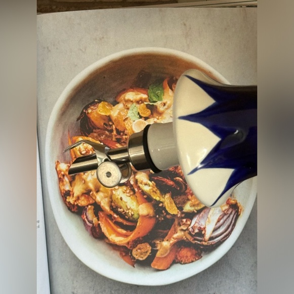 Oil Dispenser handcrafted from repurposed Clase Azul Reposado rare 200ml - Picture 6 of 9